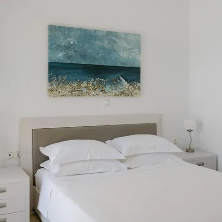 Manolioudis * Bali (Crete)